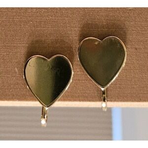 Heart Clip On Earrings Gold Tone Non‎ Pierced Earrings Minimalist Style
